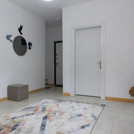 Cukurbag'da Orman Manzarali Muekemmel Daire Apartmán
