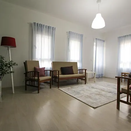 çukurbağ'da Orman Manzaralı Mükemmel Daire